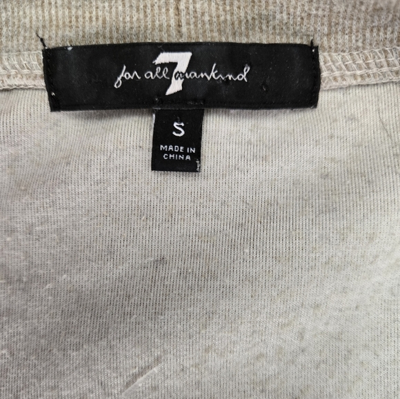 7 FOR ALL MANKIND Women's Puff Sleeve VNeck Creamy Grey Cardigan Sweater. Size S - Picture 7 of 12